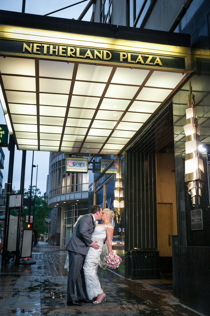 Hilton Netherland Plaza